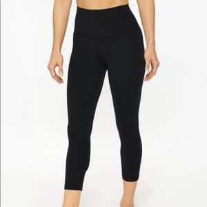 Lululemon Align crops